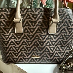 ALDO Women's Geometric Patterned Tote Bag - Black and Tan